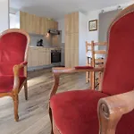 Διαμέρισμα Awesome In Saint-christophe-du-fo Saint-Christophe-du-Foc