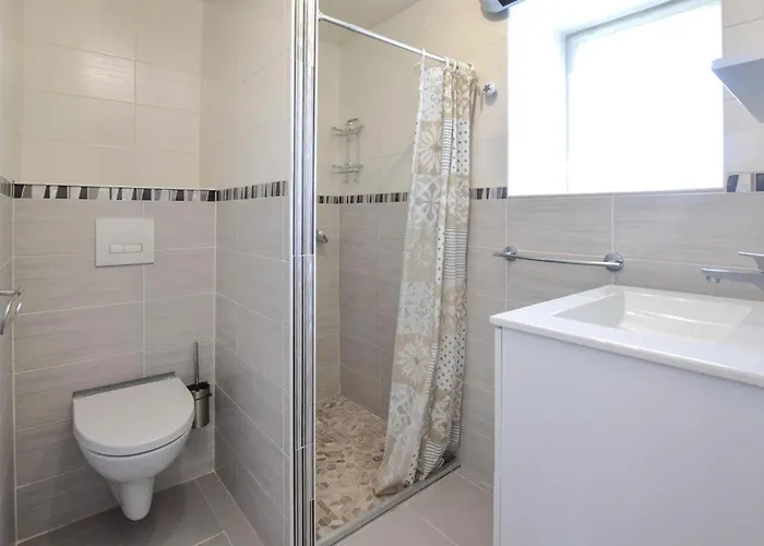 Pet Friendly Saint-Christophe-du-Foc