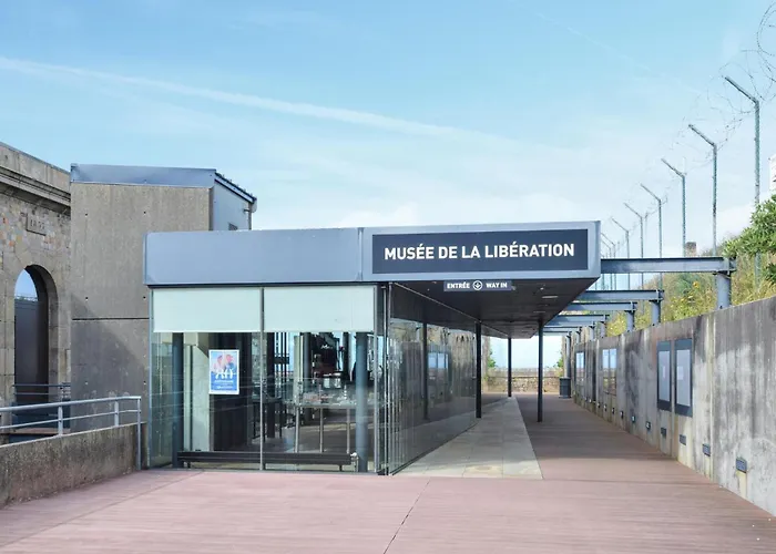 Pet Friendly Saint-Christophe-du-Foc